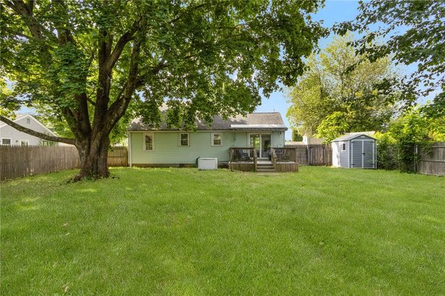 100 Penguin Avenue, Warwick, RI 02818