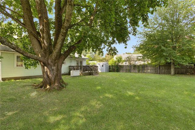 100 Penguin Avenue, Warwick, RI 02818