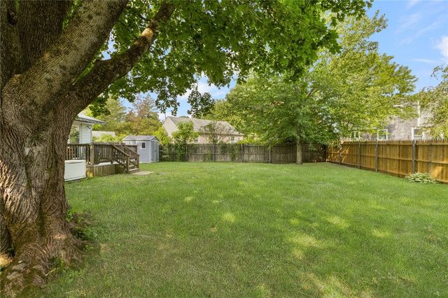 100 Penguin Avenue, Warwick, RI 02818