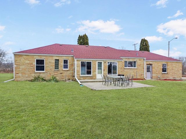 N817 County Road H, Genoa City, WI 53128