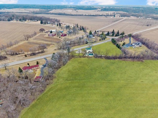 N817 County Road H, Genoa City, WI 53128