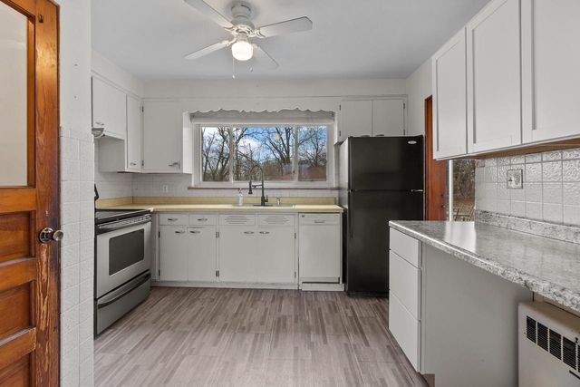 N817 County Road H, Genoa City, WI 53128