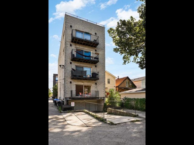 116 S Bell Avenue 1, Chicago, IL 60612