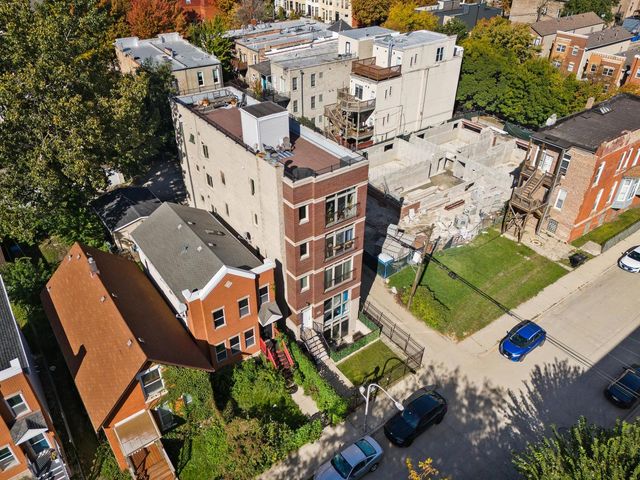 116 S Bell Avenue 1, Chicago, IL 60612
