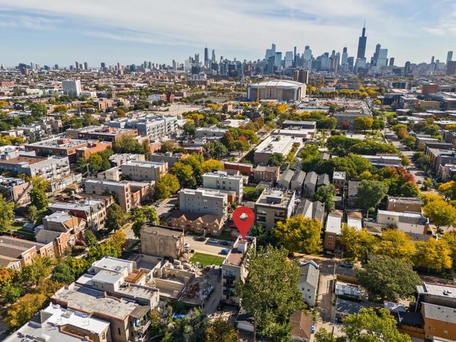 116 S Bell Avenue 1, Chicago, IL 60612