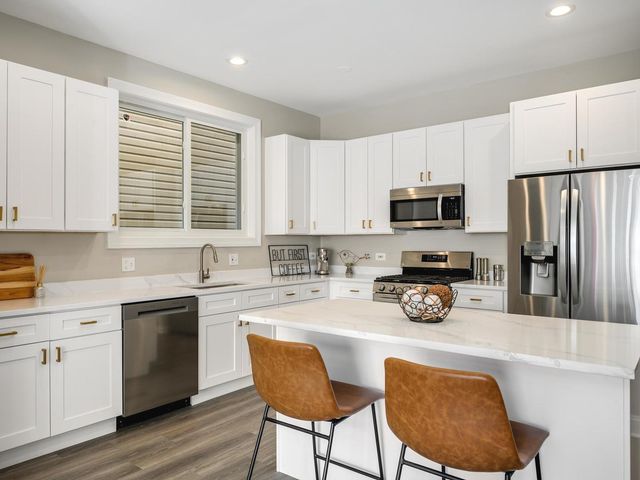 116 S Bell Avenue 1, Chicago, IL 60612