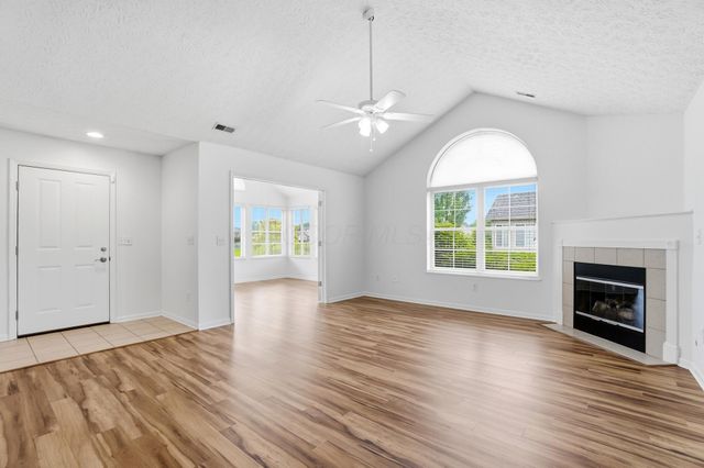 7267 Falls View Circle, Delaware, OH 43015