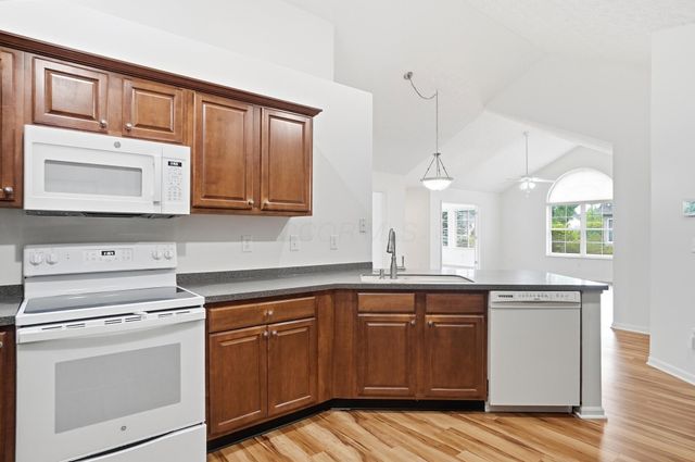 7267 Falls View Circle, Delaware, OH 43015