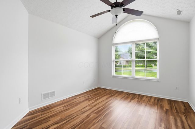 7267 Falls View Circle, Delaware, OH 43015