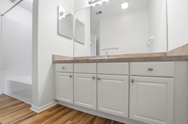 7267 Falls View Circle, Delaware, OH 43015