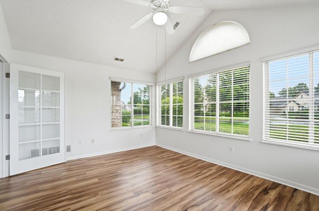 7267 Falls View Circle, Delaware, OH 43015