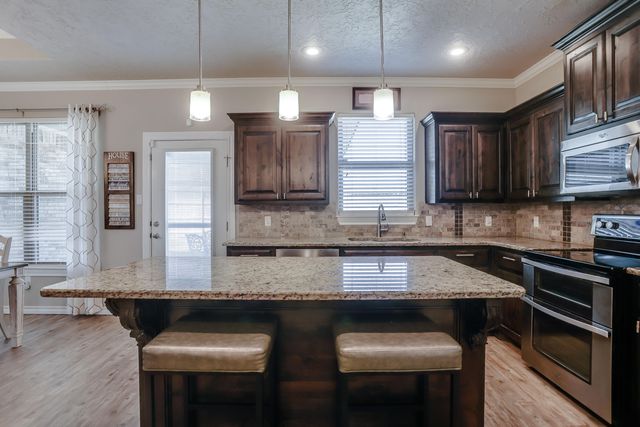 10309 Vernon Drive, Lubbock, TX 79423