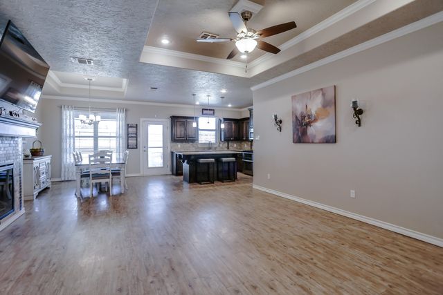 10309 Vernon Drive, Lubbock, TX 79423