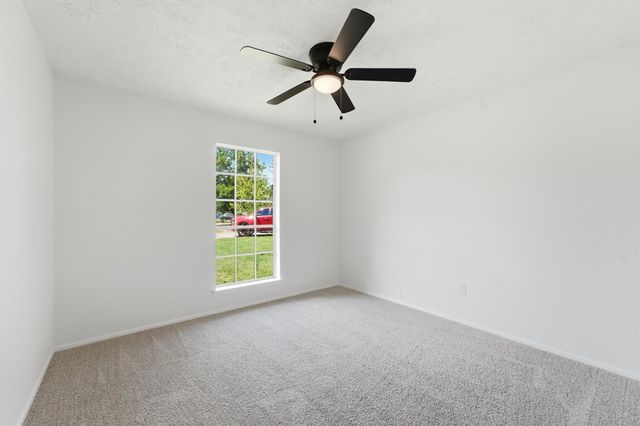 6602 Indian Falls Drive, Houston, TX 77489