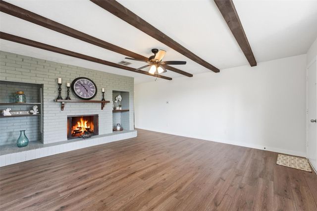 6602 Indian Falls Drive, Houston, TX 77489