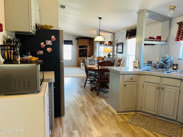 3010 Five Points Road, Cottondale, FL 32431