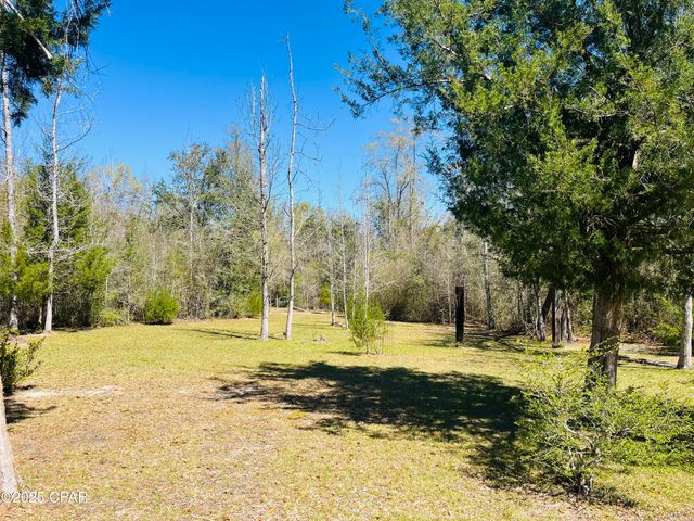 3010 Five Points Road, Cottondale, FL 32431