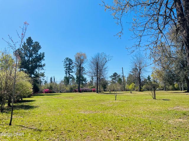 3010 Five Points Road, Cottondale, FL 32431