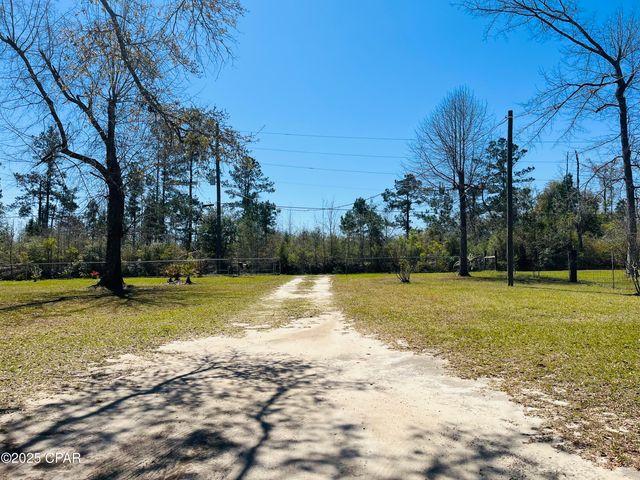 3010 Five Points Road, Cottondale, FL 32431
