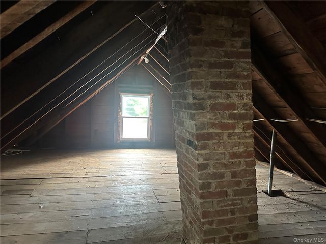 4 Harding Street, Middletown, NY 10940