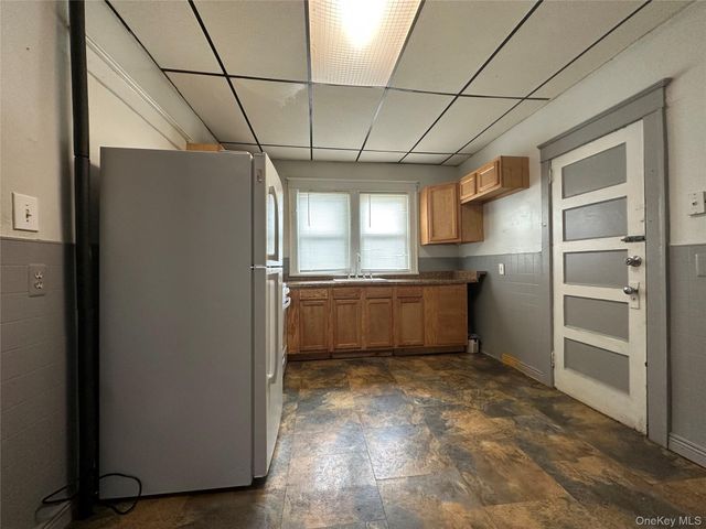 4 Harding Street, Middletown, NY 10940
