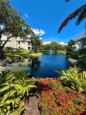 6361 Pelican Bay BLVD 402, Naples, FL 34108