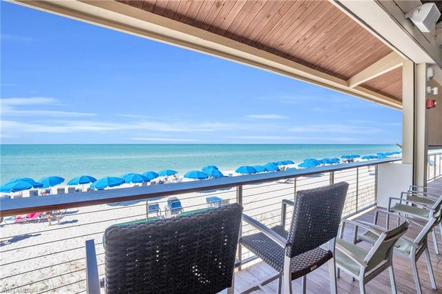 6361 Pelican Bay BLVD 402, Naples, FL 34108