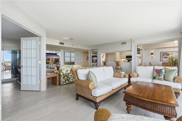 6361 Pelican Bay BLVD 402, Naples, FL 34108