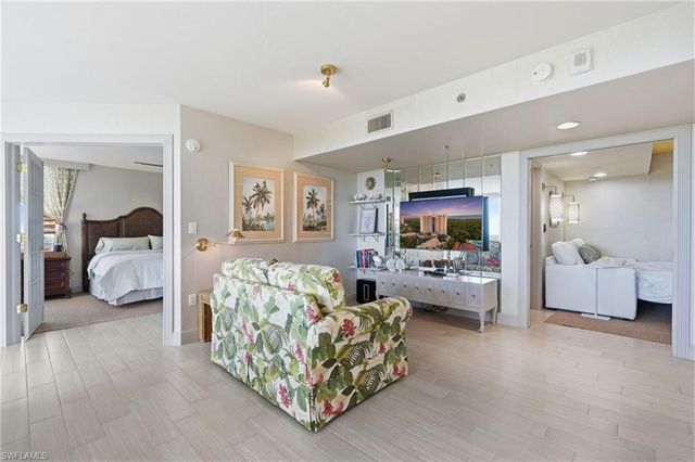 6361 Pelican Bay BLVD 402, Naples, FL 34108