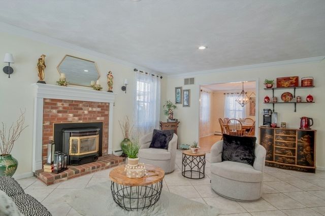 17 Ice Pond Drive, Rowley, MA 01969