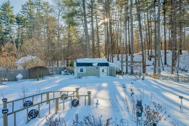 17 Ice Pond Drive, Rowley, MA 01969