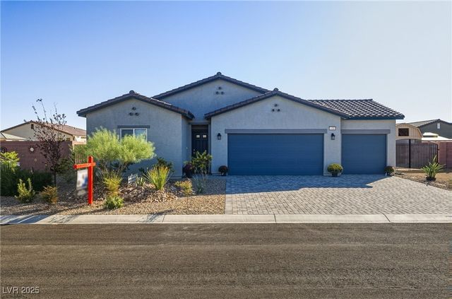 73 Hawk Avenue, Pahrump, NV 89060