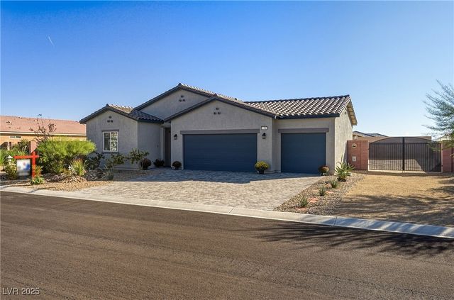 73 Hawk Avenue, Pahrump, NV 89060