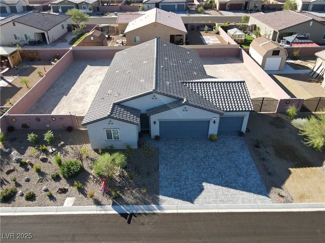 73 Hawk Avenue, Pahrump, NV 89060