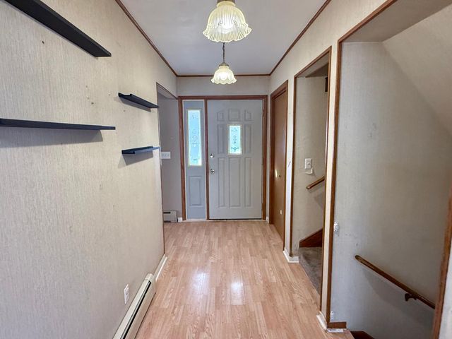 1065 Jorgenson Street, Hutchinson, MN 55350