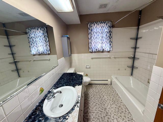 1065 Jorgenson Street, Hutchinson, MN 55350