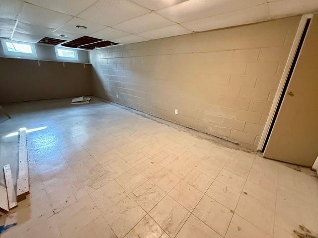 1065 Jorgenson Street, Hutchinson, MN 55350