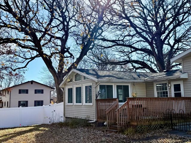 1065 Jorgenson Street, Hutchinson, MN 55350