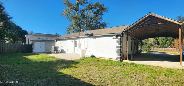 623 23rd Street, Gulfport, MS 39501