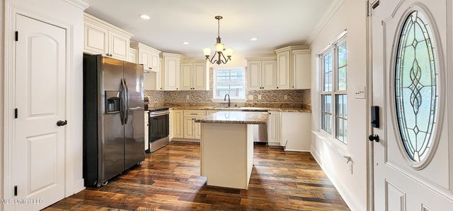 623 23rd Street, Gulfport, MS 39501