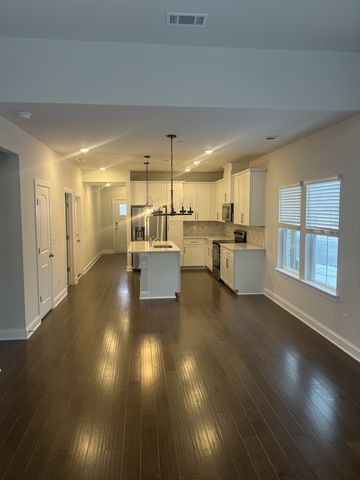 204 Douglas Bend Rd Unit 804, Gallatin, TN 37066