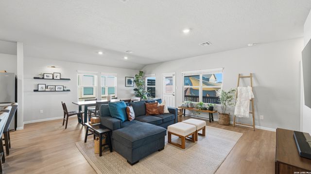 1819 Sadie Lark, New Braunfels, TX 78130