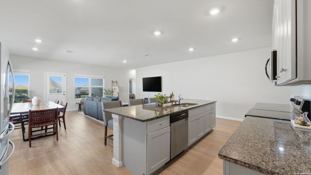 1819 Sadie Lark, New Braunfels, TX 78130