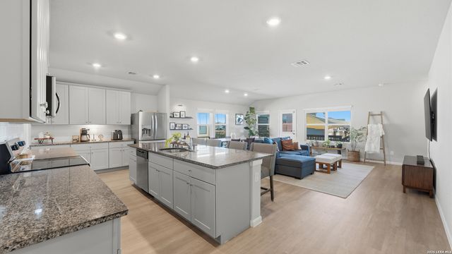 1819 Sadie Lark, New Braunfels, TX 78130