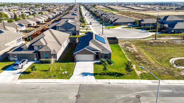 1819 Sadie Lark, New Braunfels, TX 78130