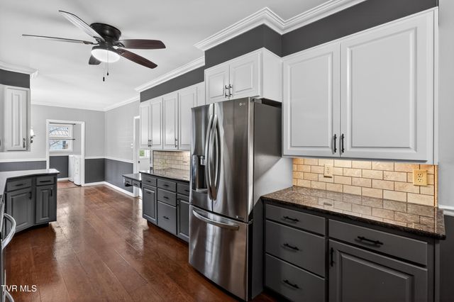 2111 Lee Highway, Bristol, VA 24201