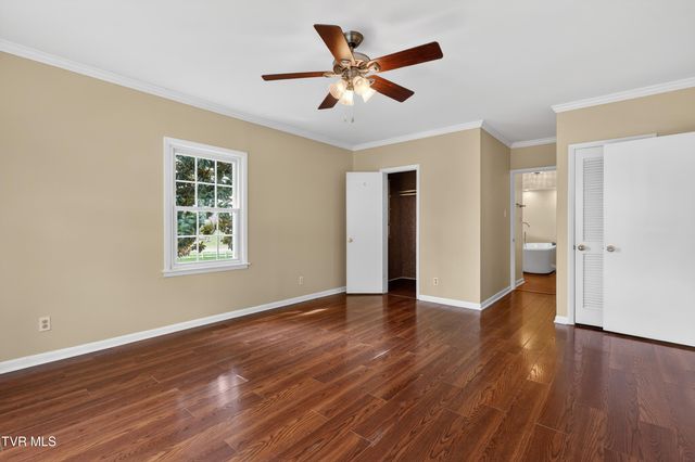 2111 Lee Highway, Bristol, VA 24201