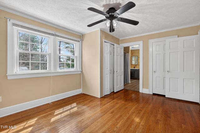 2111 Lee Highway, Bristol, VA 24201