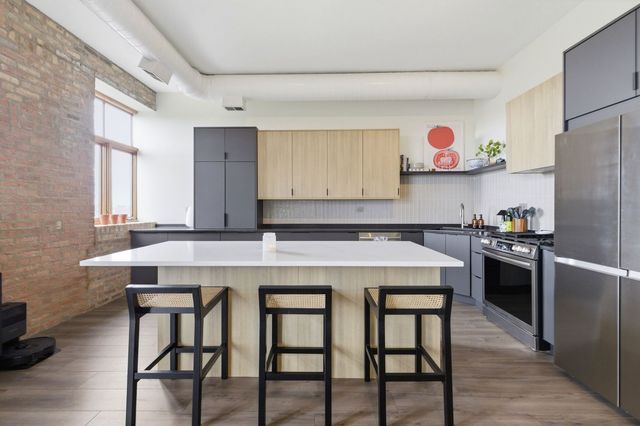 2101 W Rice Street 407, Chicago, IL 60622