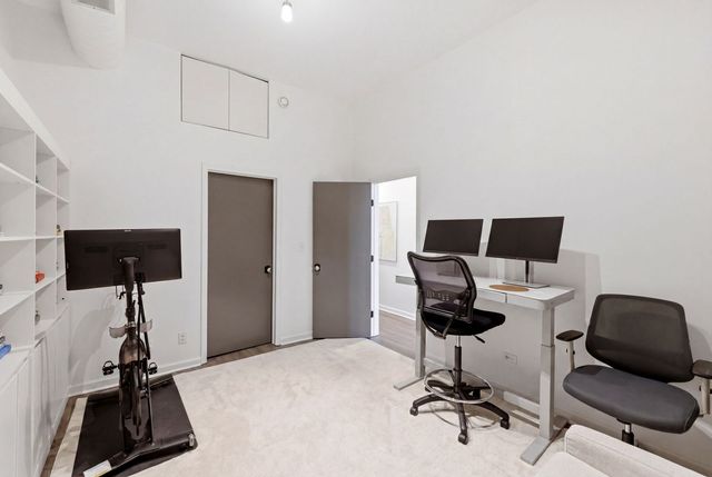 2101 W Rice Street 407, Chicago, IL 60622